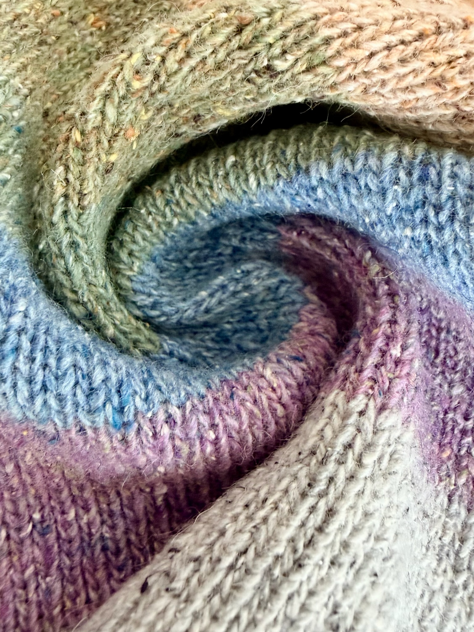 Zimpfer Wolle Selezione Art. Cardiff Tweed Nm 1/10500 – Merino Seide Garn col. Blau foto 4